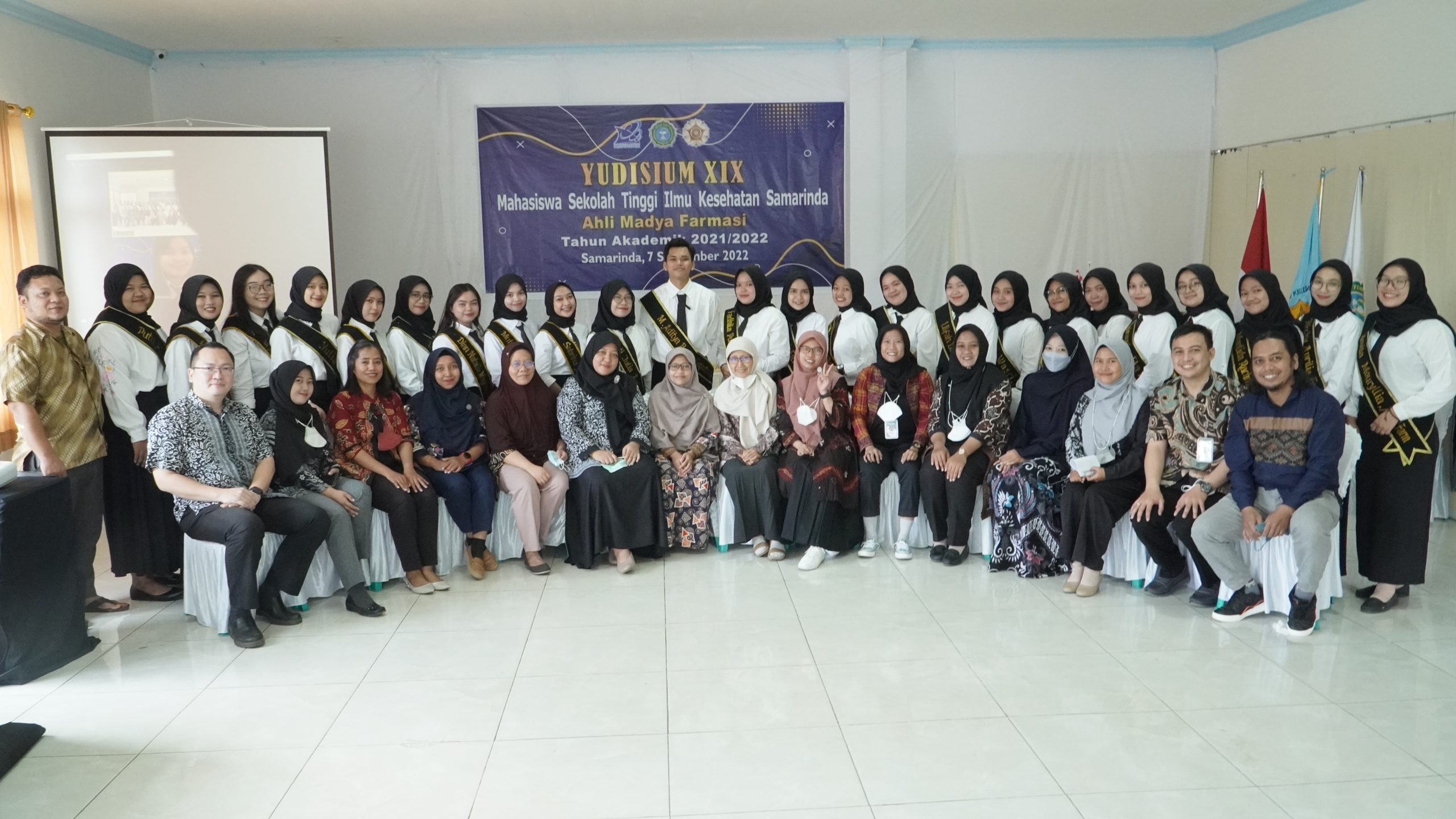 You are currently viewing Yudisium D3 Farmasi