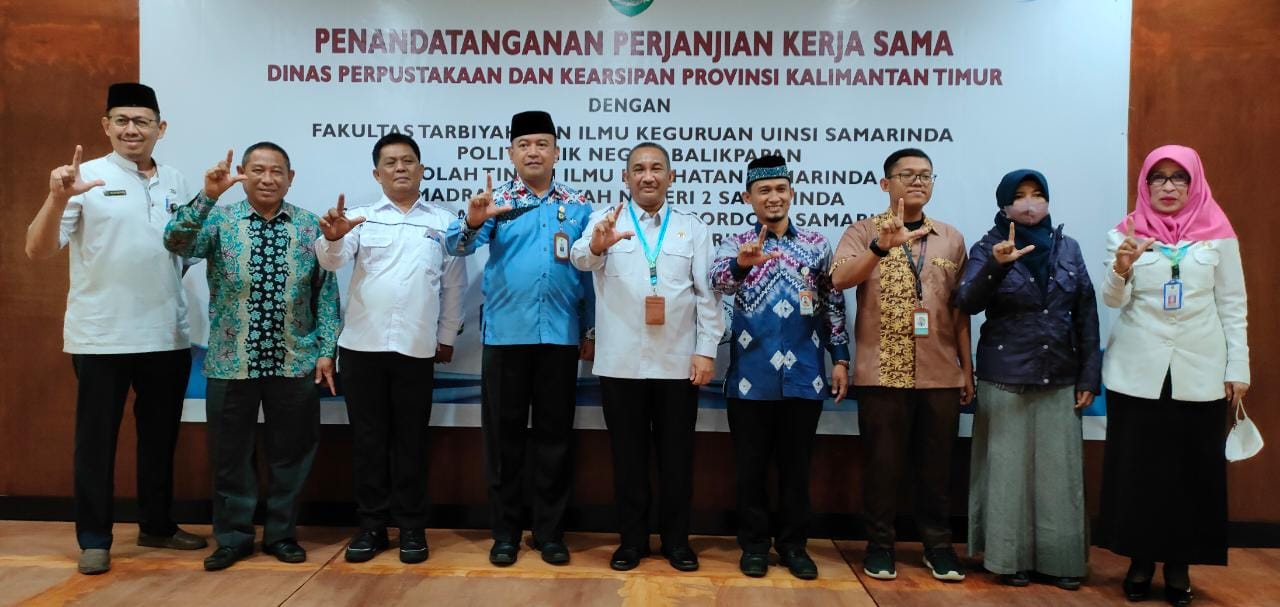 You are currently viewing Penendatanganan Perjanjian Kerja Sama Perpustakaan STIKSAM dengan Dinas Perpustakaan dan Kearsipan Provinsi Kalimantan Timur