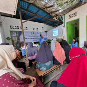 Read more about the article STIKSAM Beri Pelatihan Digital Marketing, Dorong Pemberdayaan Ekonomi Produk Olahan Jamur Tiram