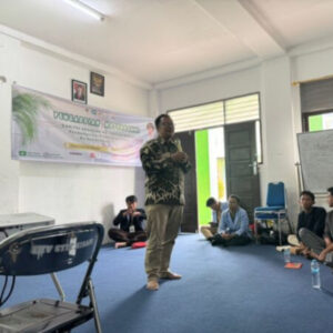 Read more about the article STIKSAM Gelar Pelatihan Higiene dan Sabun Herbal TOGA di Pesantren Hidayatullah Samarinda